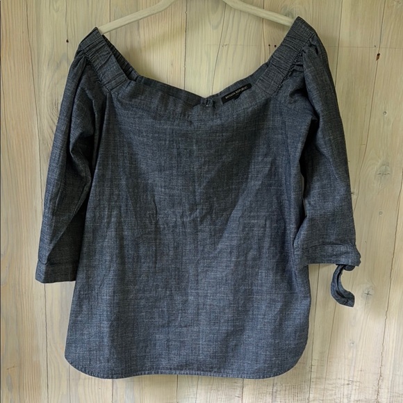 Banana Republic Tops - Banana Republic Cotton Off Shoulder Top Size S